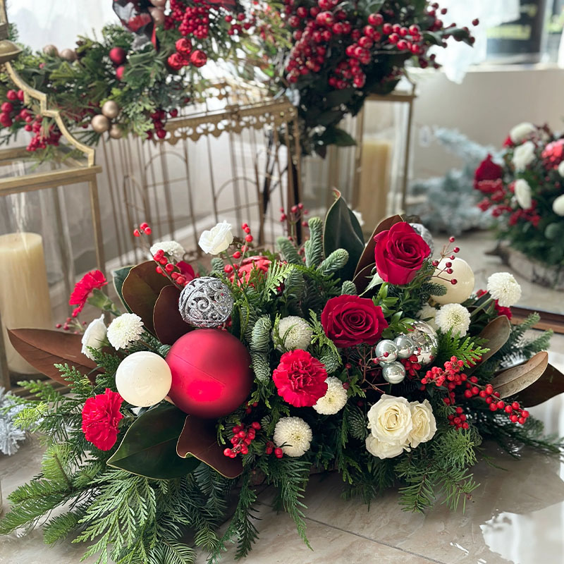 xmas floral table arrangements