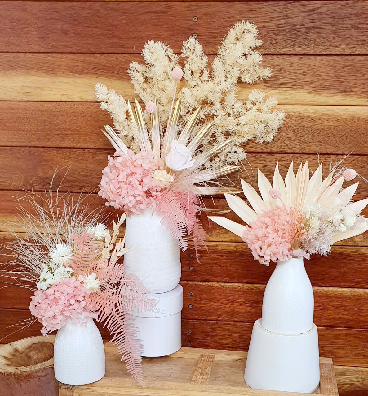 9 Stunning Dried Flower Arrangements to Transform Your Space 4 Dried-flower-arrangements-in-vases