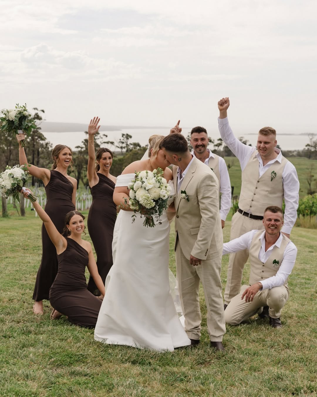 Lily Blooms Wedding Flowers Wonthaggi – Paige & Tim