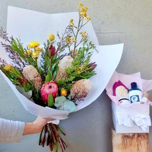 Mothers Day Flowers and Gift Set